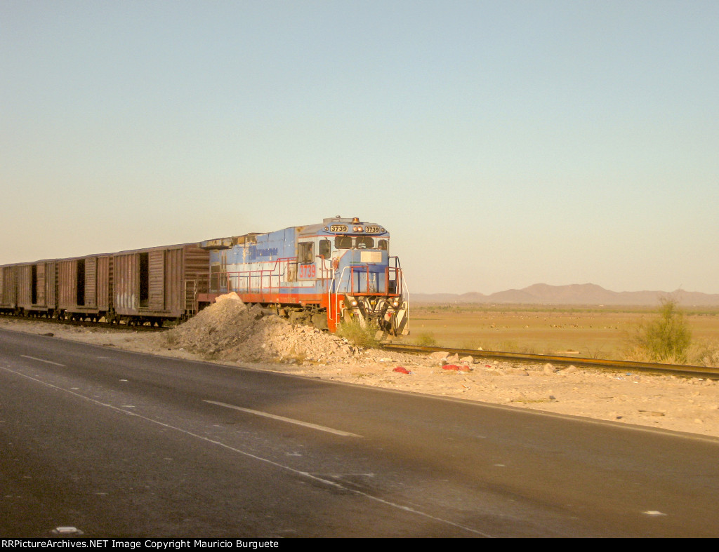 Ferromex C30-S7 Locomotive leading a train